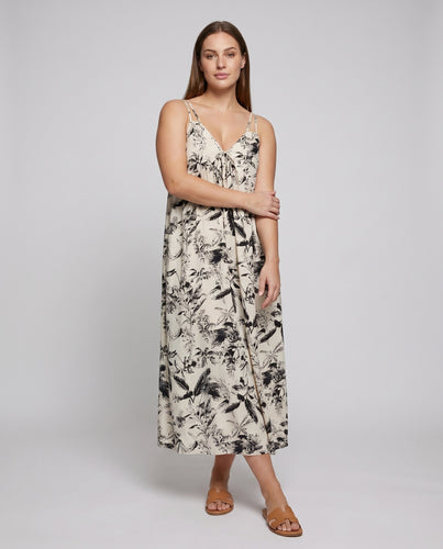 Damen Fließendes Sommerkleid mit floralen Mustern und schlanker Silhouette