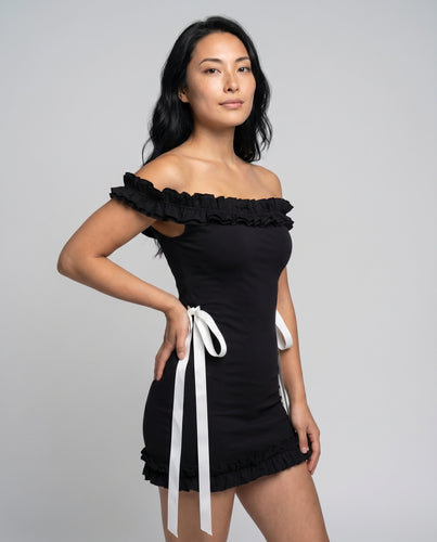Damen Off-Shoulder Minikleid mit Rüschendetails und seitlichem Bindegürtel