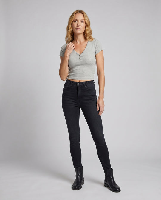 Product 15636498776394 - full_body_front