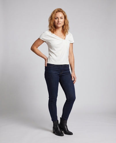 Damen Oberteil mit schickem Off-Shoulder Design und dekorativem Knoten