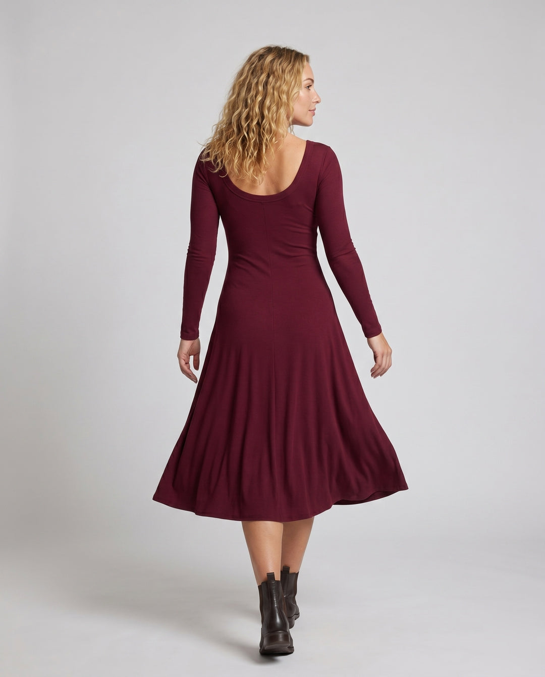 Product 15641115918666 - back_view