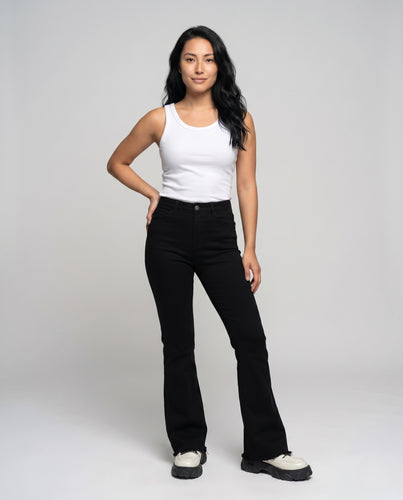 Damen nan hochtaillierte Stretch-Jeans im Bootcut mit figurformendem Oberschenkel und ausgefranstem Saum EB