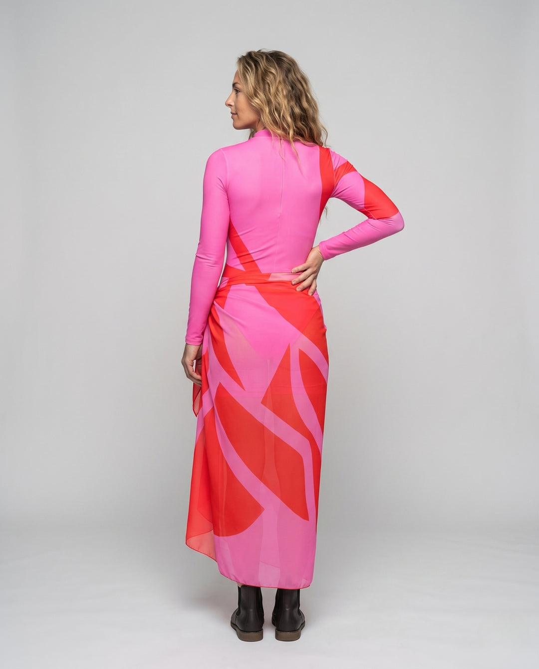 Product 15845735792970 - back_view