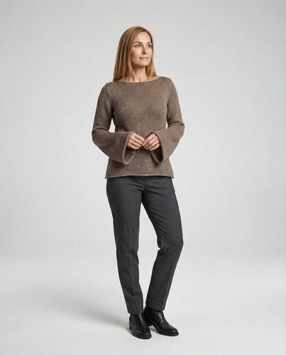 EB | Strickpullover mit Glockenärmeln und Spitze