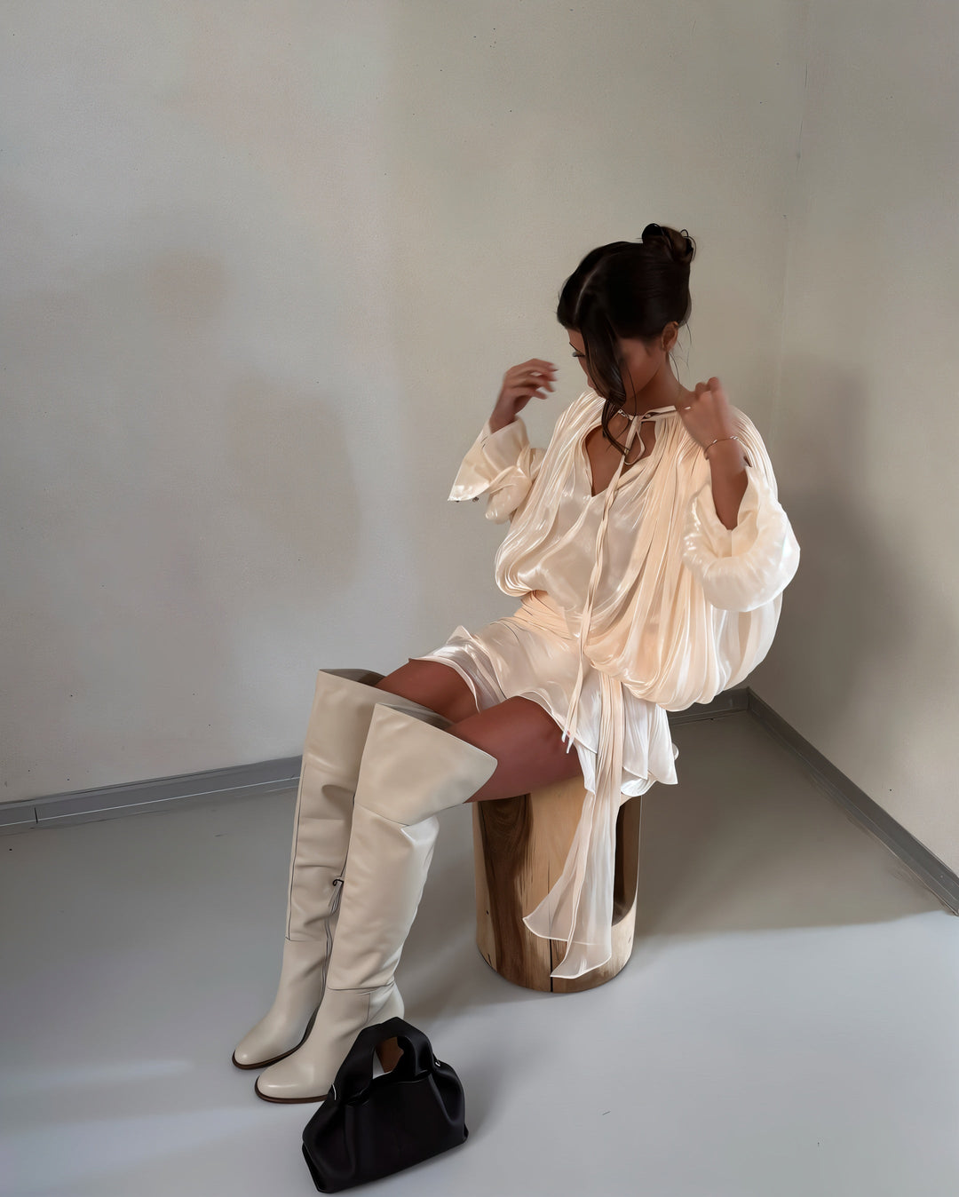 EB | Rüschen-Minikleid