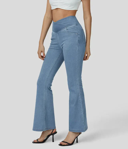 EB | Hoch Taillierte, Ausgestellte Jeans