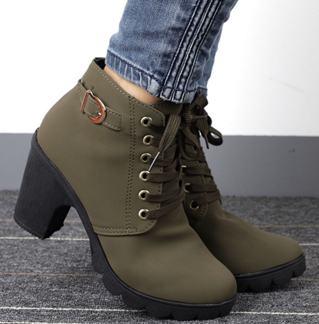 Avery Winterstiefel | Sleek & Stilvoll EB