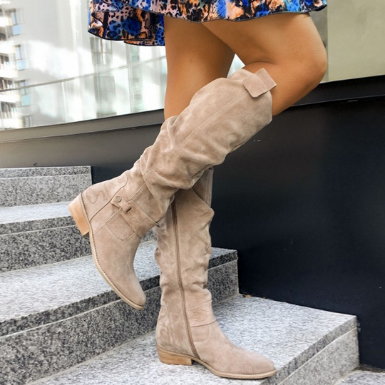 EB | Modische Stiefel