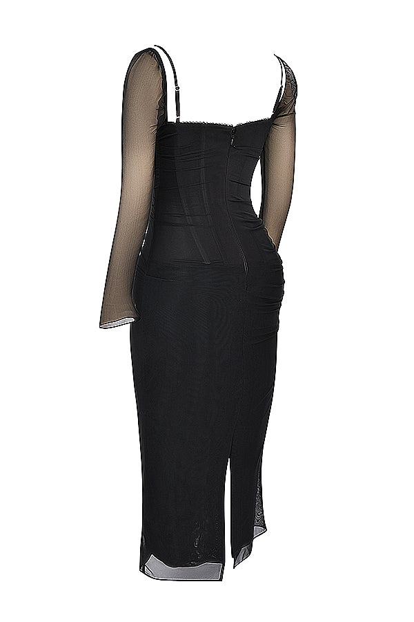 EB | Elegantes Maxikleid mit tiefem Ausschnitt und langen Ärmeln