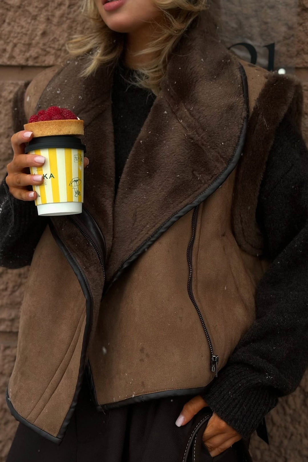 EB | Faux Fur Weste