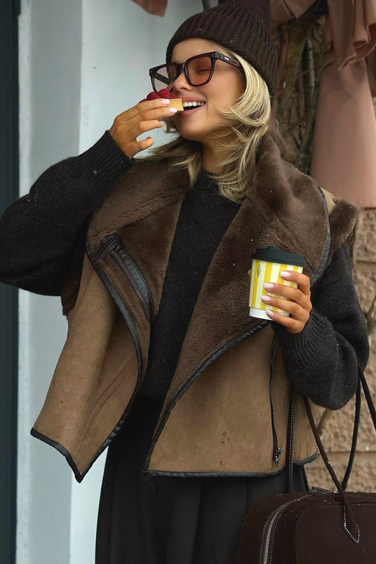EB | Faux Fur Weste