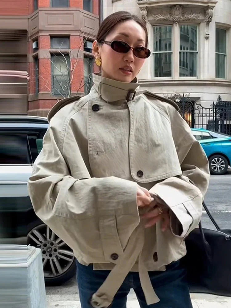EB | Trenchcoat