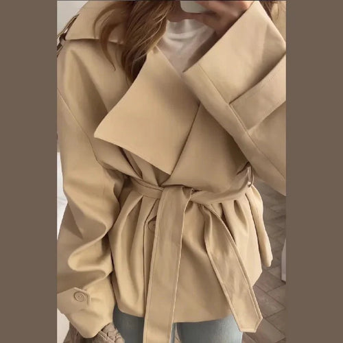 EB | Trenchcoat