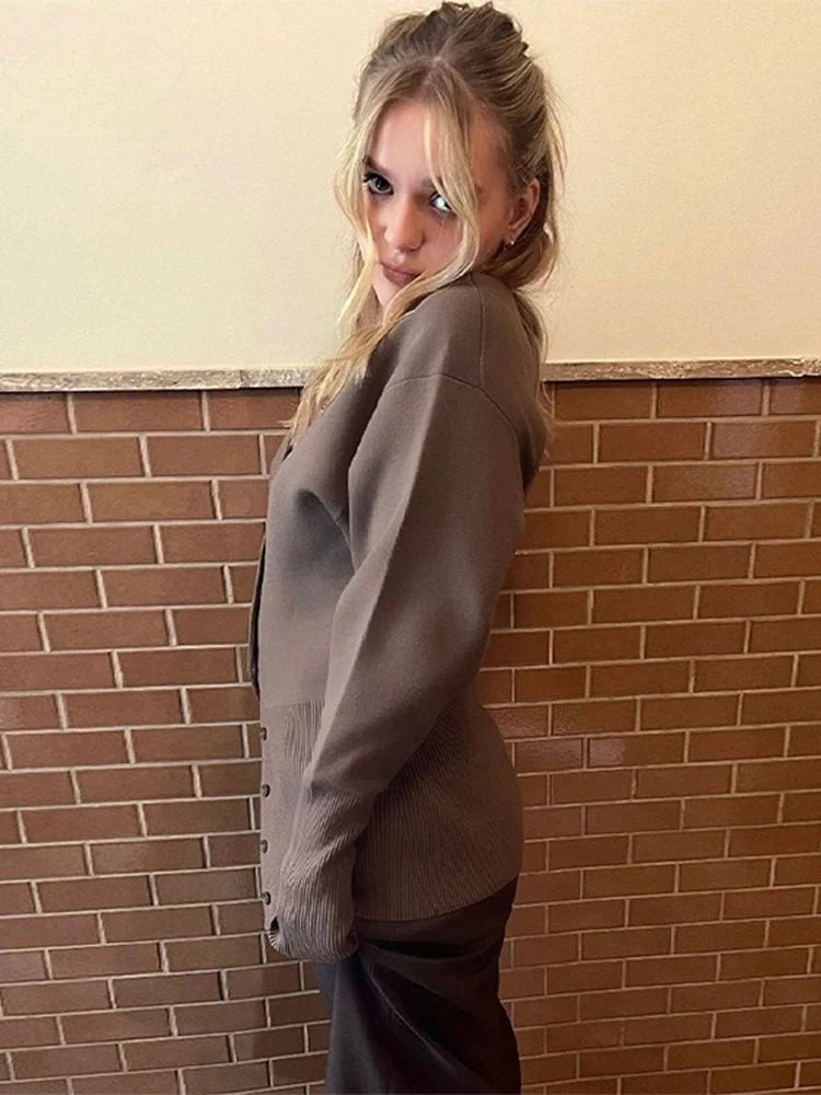 EB | V-Ausschnitt Strickcardigan