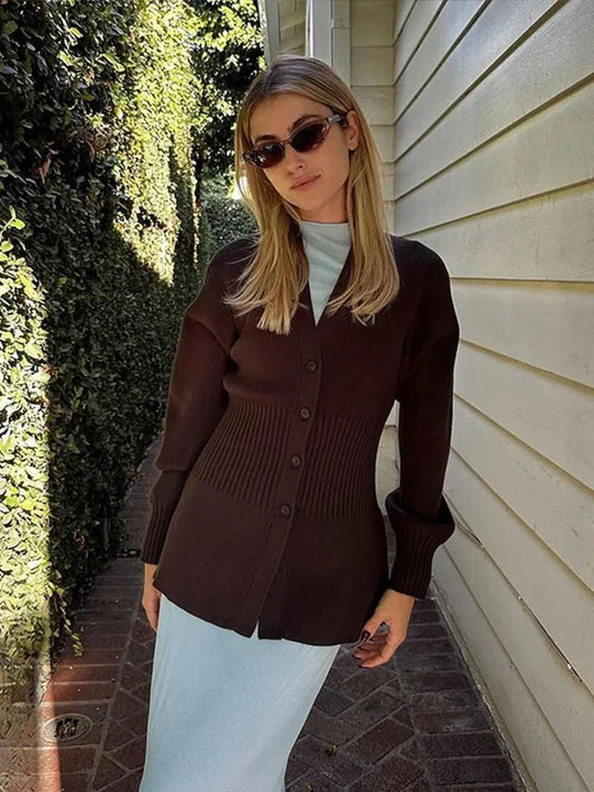 EB | Taillierter V-Ausschnitt Cardigan