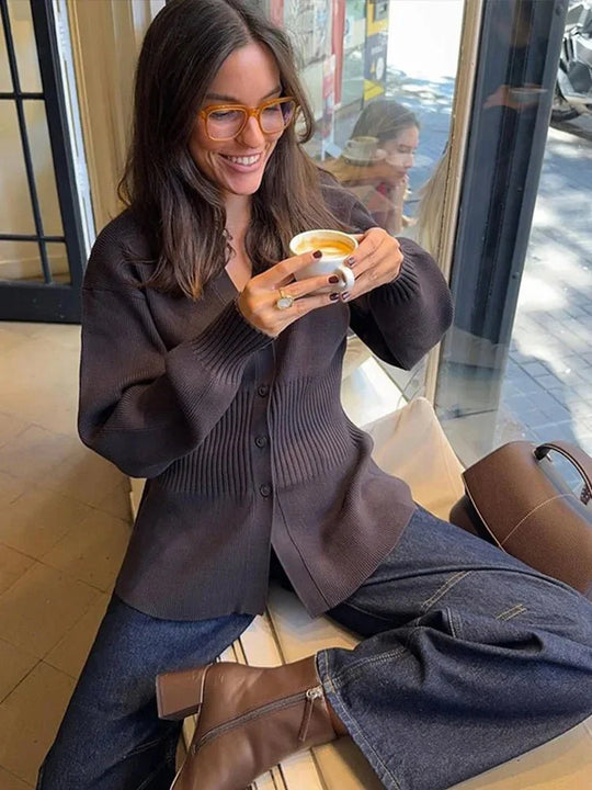 EB | Taillierter V-Ausschnitt Cardigan