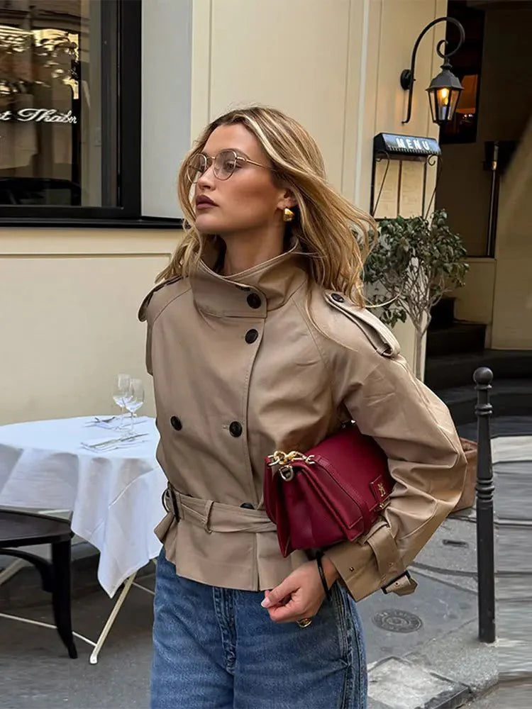 EB | Trenchcoat