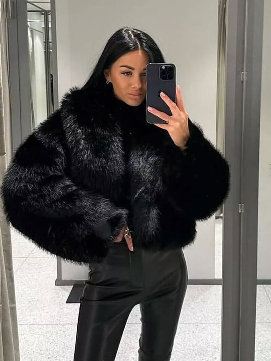 EB | Faux Fur Mantel