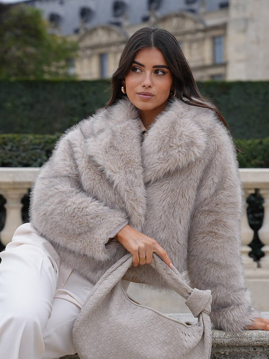 EB | Faux Fur Mantel