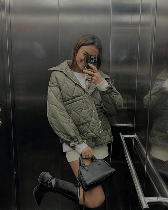 EB | Mantel