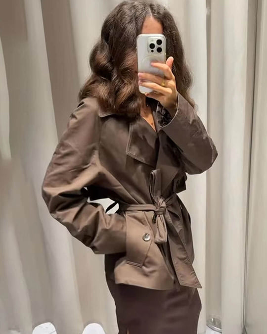 EB | Trenchcoat
