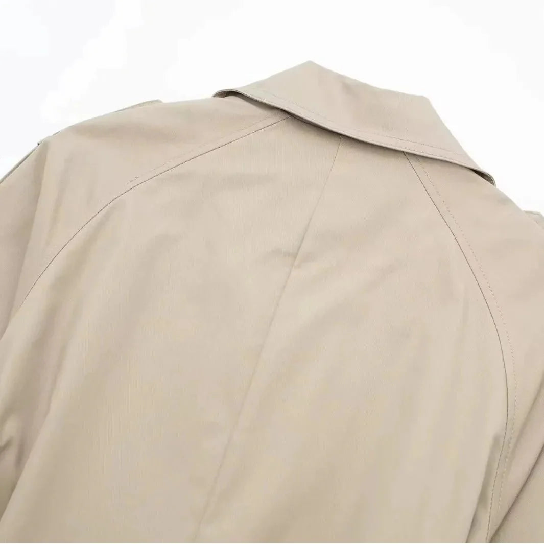 EB | Trenchcoat