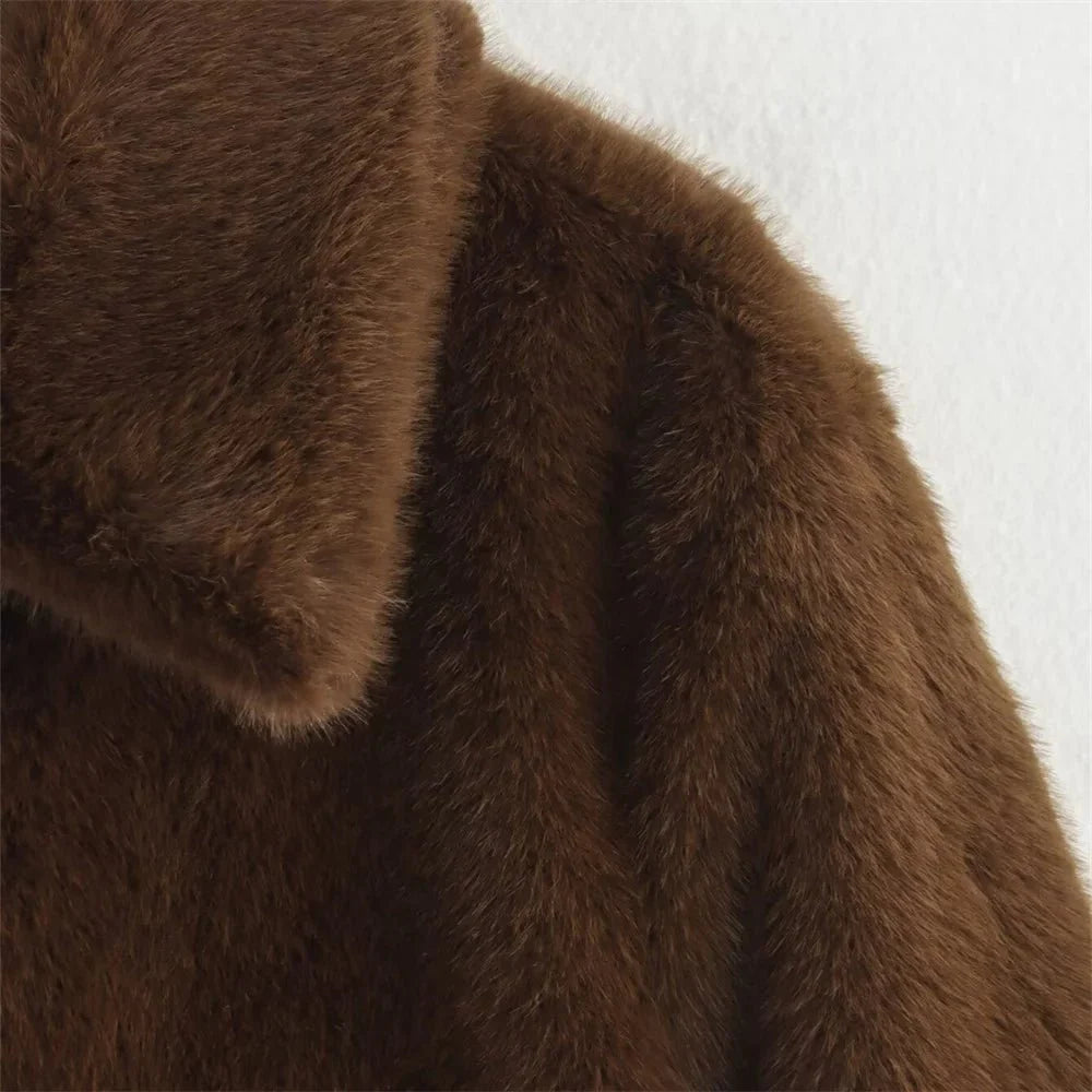 EB | Faux-Fur-Jacke