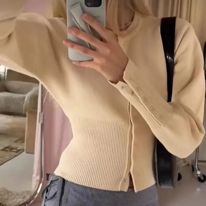 EB | Strickjacke mit Rundhals