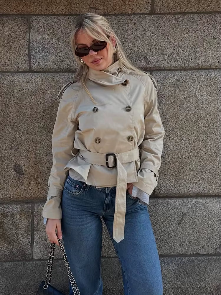 EB | Cropped Trenchcoat