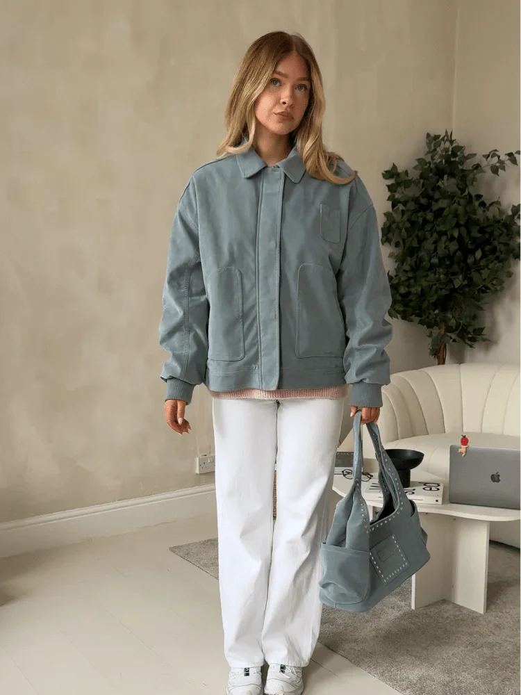 EB | Babyblaue Wildleder Bomberjacke