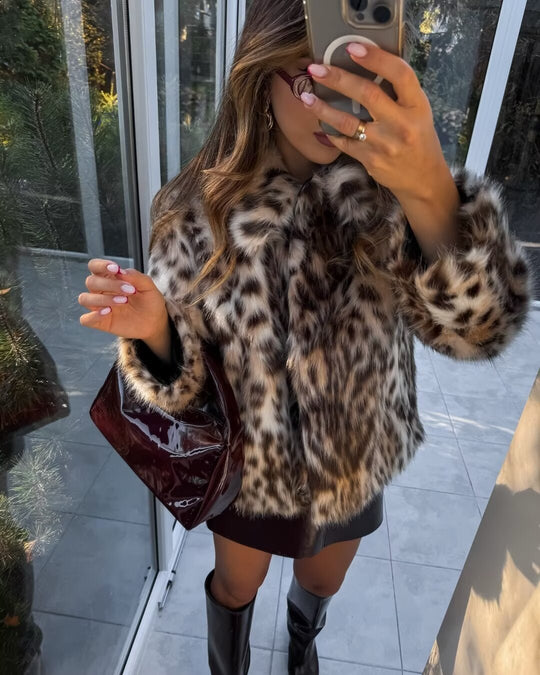EB | Faux-Fur-Jacke