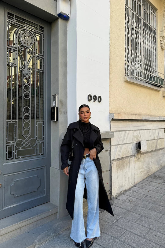 EB | Schwarzer Trenchcoat Im Eleganten Design für Damen