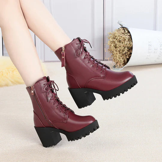 EB | Hiverluxe Raffinierte Winterstiefel