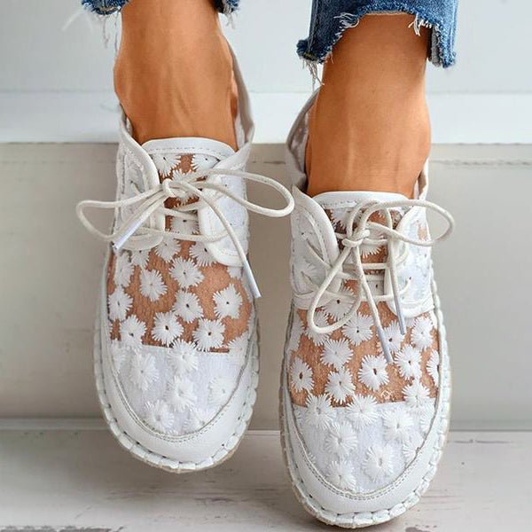 Bestickte Blümchen-Schuhe mit unterstützendem Fußbett – Lucine EB