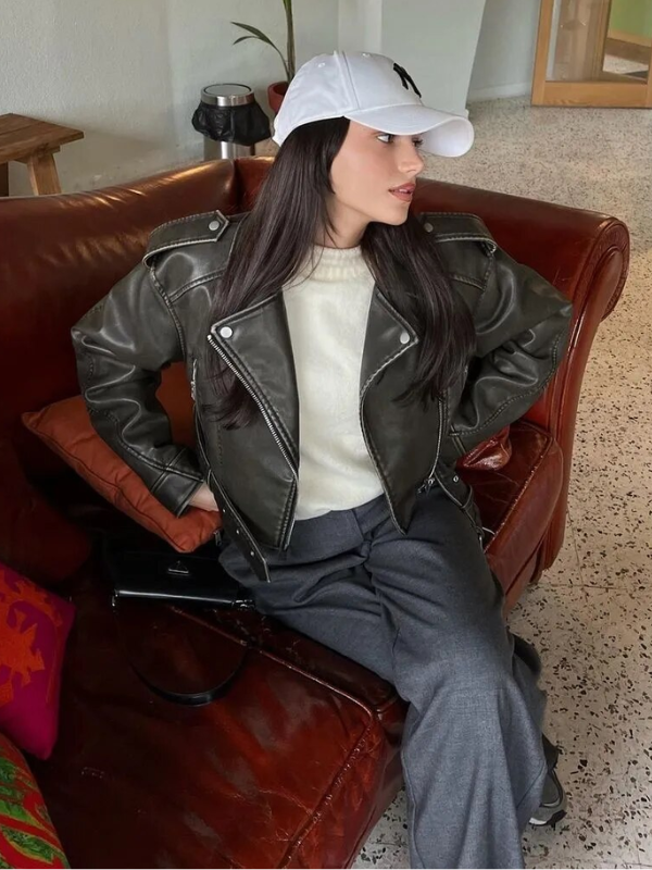 EB | Kurz Geschnittene Bikerjacke - Vintage & Stilvoll