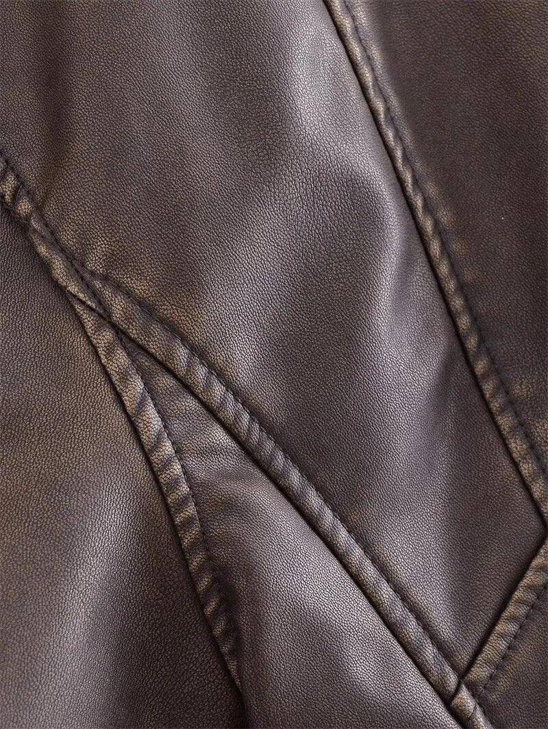 EB | Kurz Geschnittene Bikerjacke - Vintage & Stilvoll