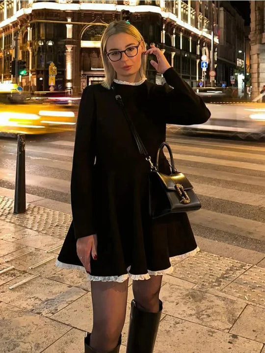 EB | Weibliche Spitzen A-Linien Mini Kleid
