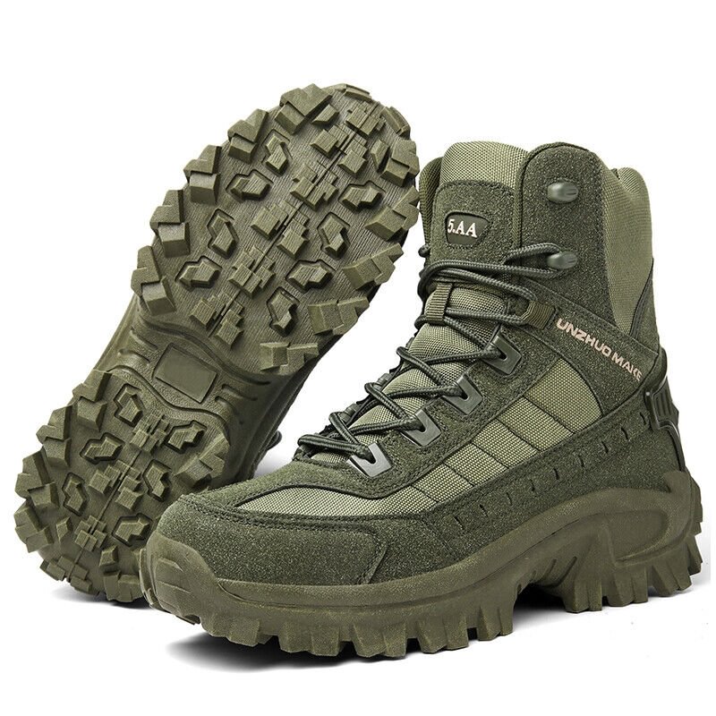 Coole militärische Winterstiefel