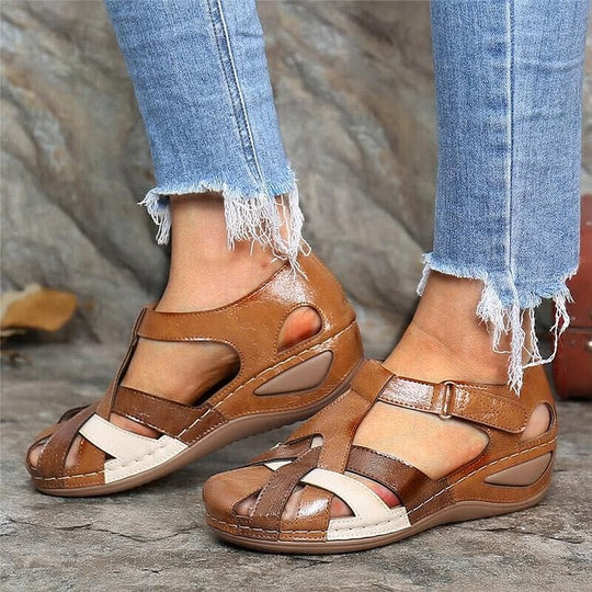 EB | Orthopädische Keilsandalen