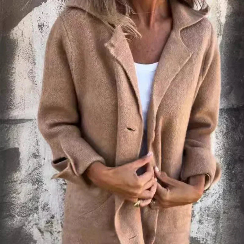 EB | Bequeme Mittellange Jacke mit Hochgeschlagenen Ärmel