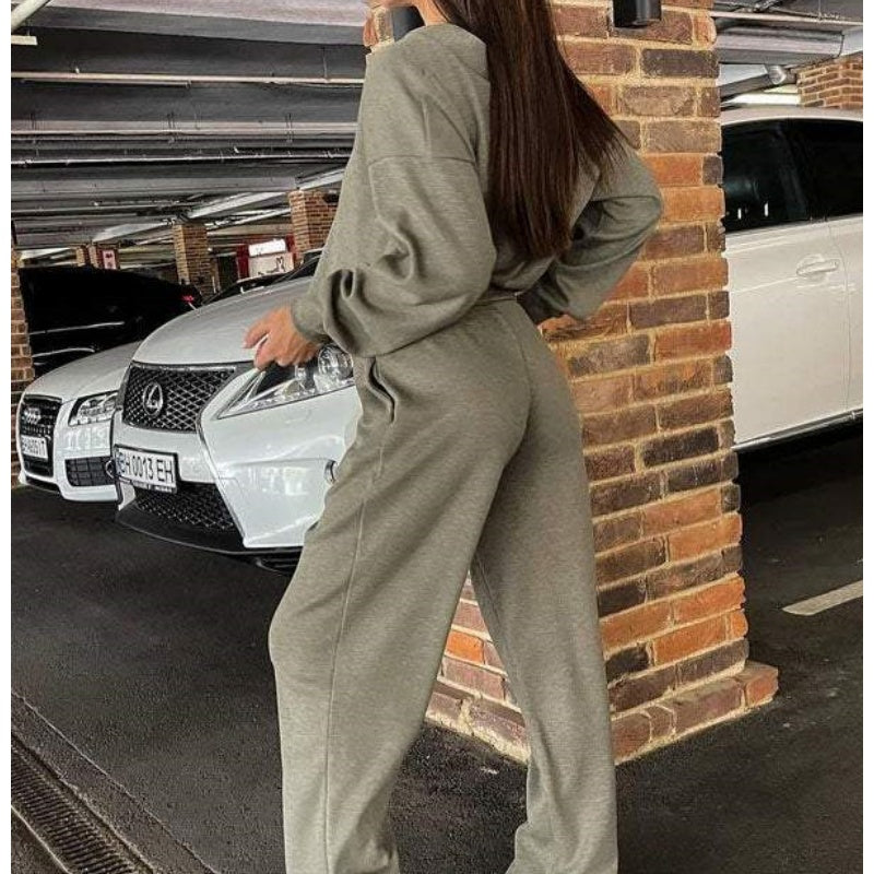 EB | Zweiteilig: Strickjacke mit Knopfleiste und passender Hose