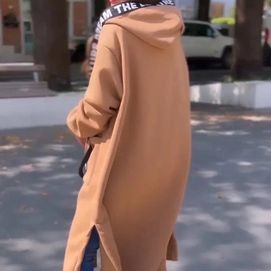 EB | Langer Sweatshirt mit Kapuze