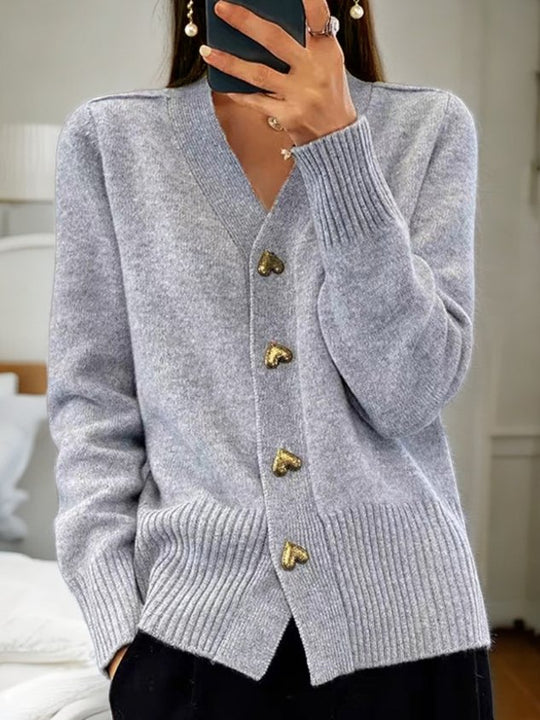 EB | Strickjacke mit Herzknöpfen