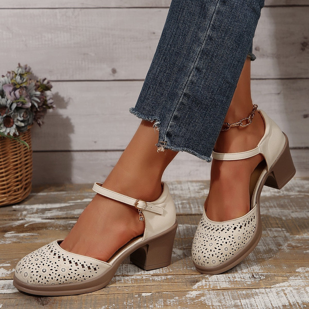 Stilvolle Retro-Sandalen aus Mesh für Frauen EB EB