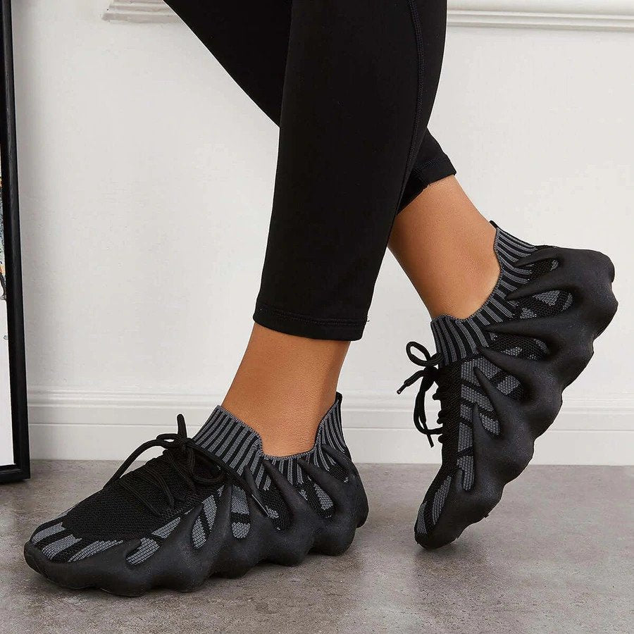 stylische Turnschuhe EB