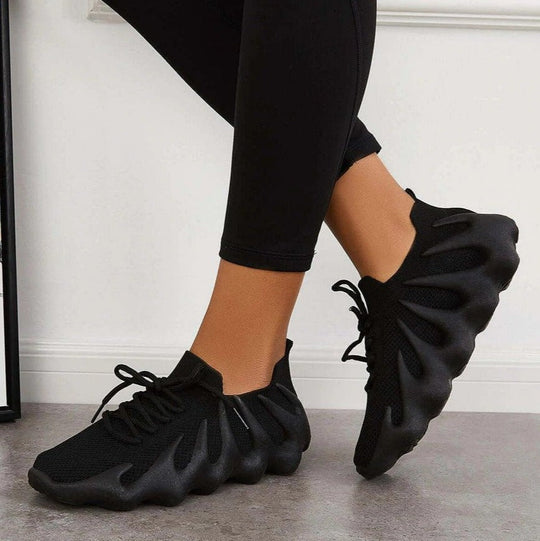 stylische Turnschuhe EB