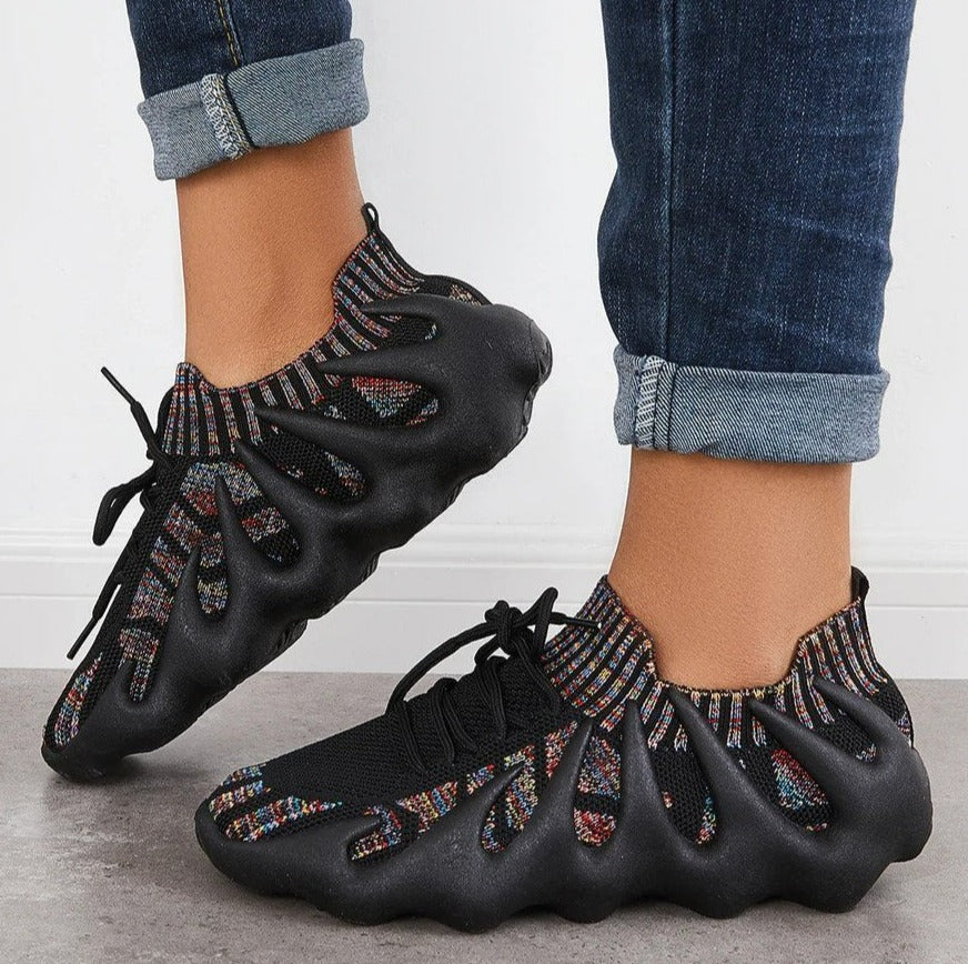 stylische Turnschuhe EB