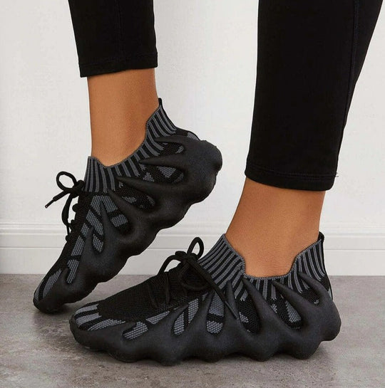 stylische Turnschuhe EB