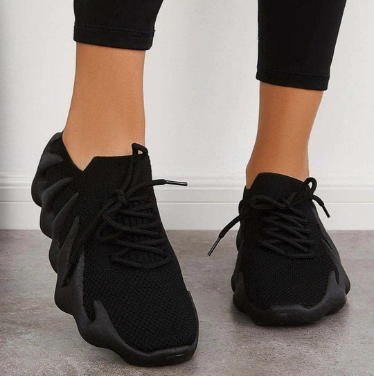 stylische Turnschuhe EB