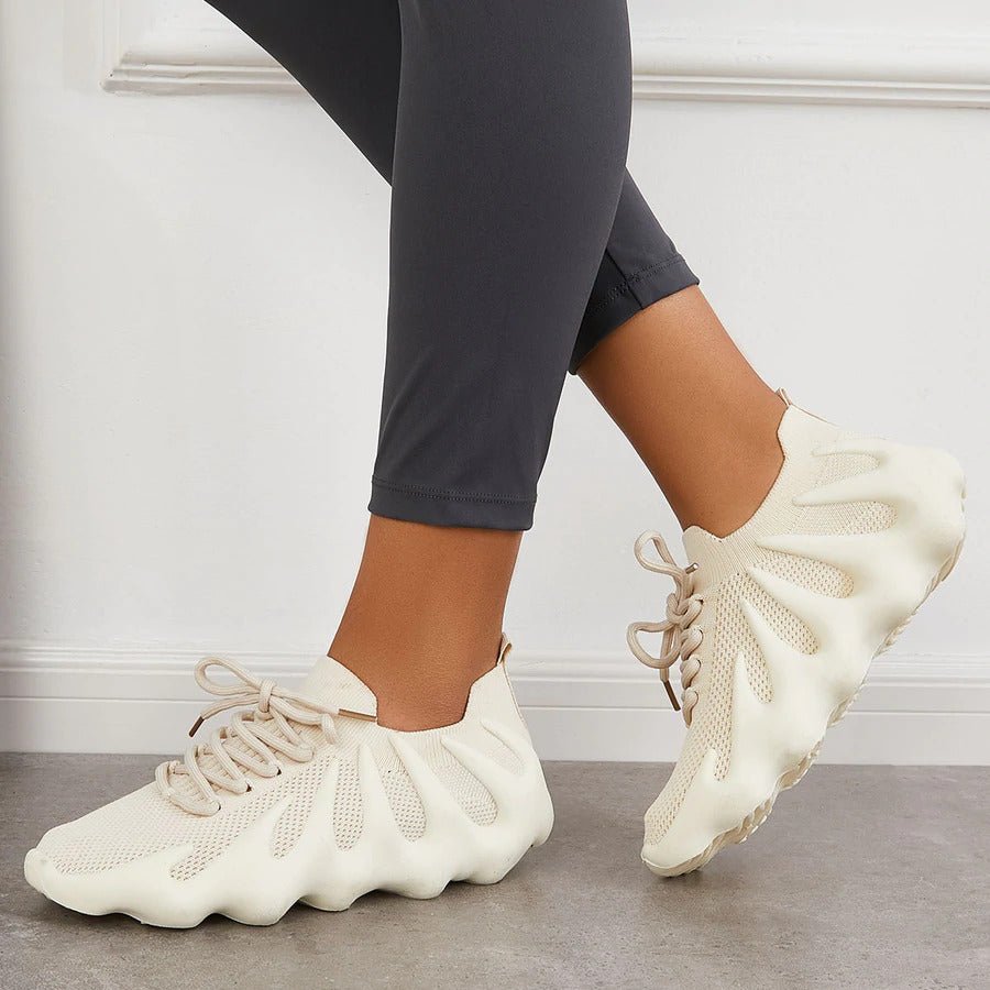 stylische Turnschuhe EB